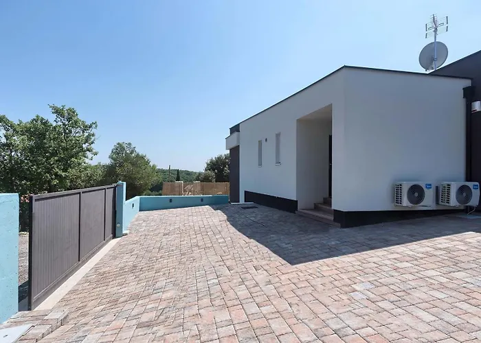 Senorita * Πούλα